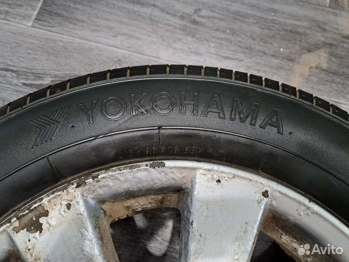 Колесо в сборе на toyota camry r16