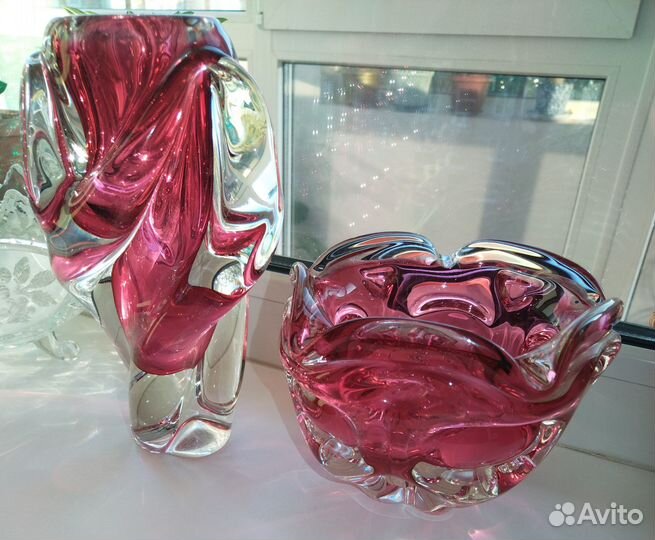 Модерн, вазы,толстое цветное стекло