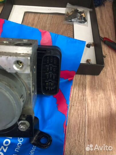 Блок ABS Toyota Hilex Surf 215