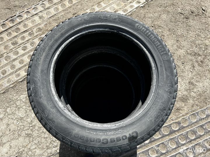 Continental ContiCrossContact Viking 225/55 R18 102Q