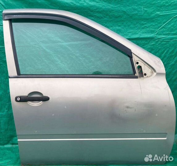 Правая передняя дверь LADA Kalina Granta Datsun