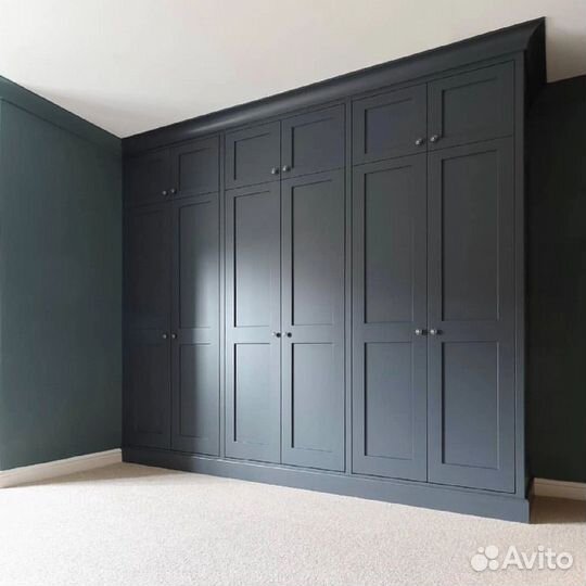 Современный шкаф