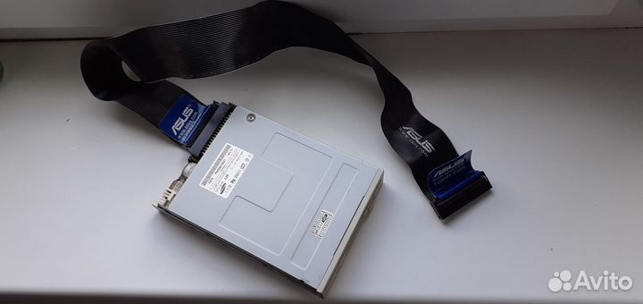 Флоппи-дисковод samsung SFD-321B + шлейф