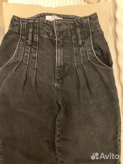 Джинсы Bershka, Mango