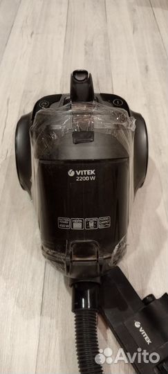 Пылесос Vitek рабочий