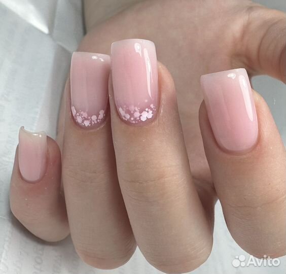 Маникюр, педикюр, гельлак, коррекция