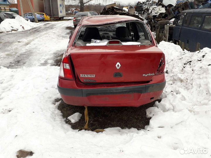 Renault Symbol 1.4 л разбор