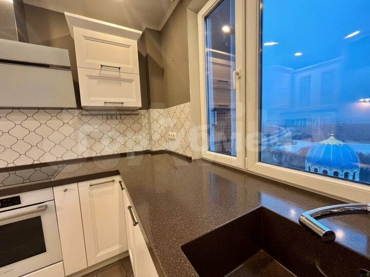 4-к. квартира, 101 м², 20/22 эт.