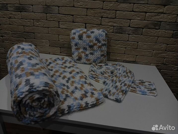 Плед вязаный из alize puffy