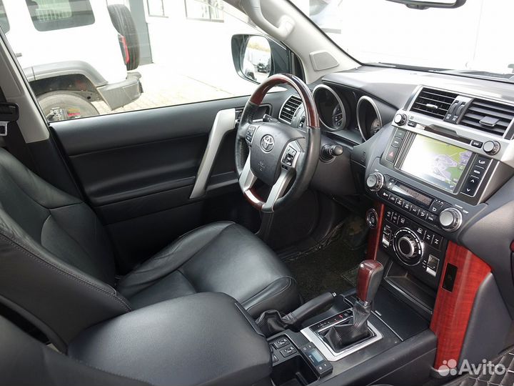 Toyota Land Cruiser Prado 2.8 AT, 2015, 277 305 км