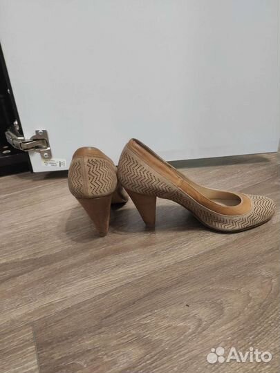 Туфли женские
