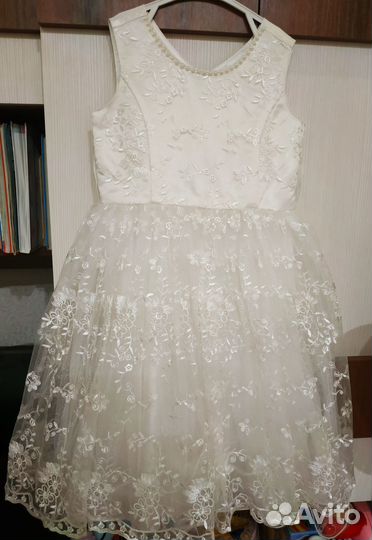 Платье праздничное для девочки