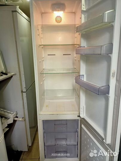 Холодильник