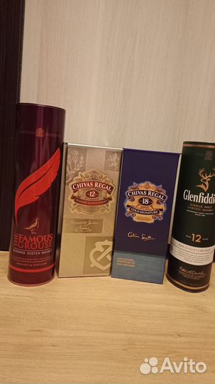 Бутылки ликер, виски, вино, ром для коллекции