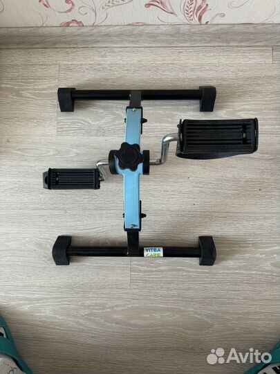 Мини велотренажер складной