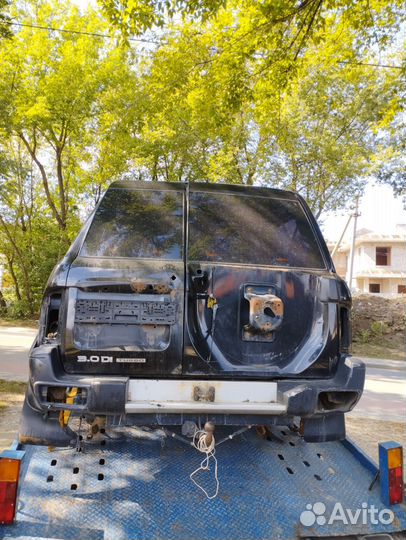 Дверь Nissan patrol 3,0AT, 2002