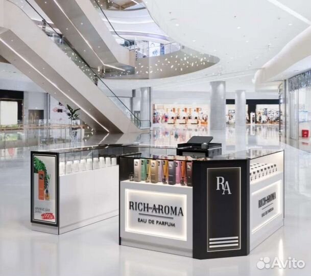 Продавец-консультант Rich Aroma в ТК 