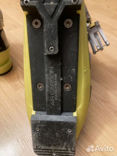 Горнолыжные ботинки