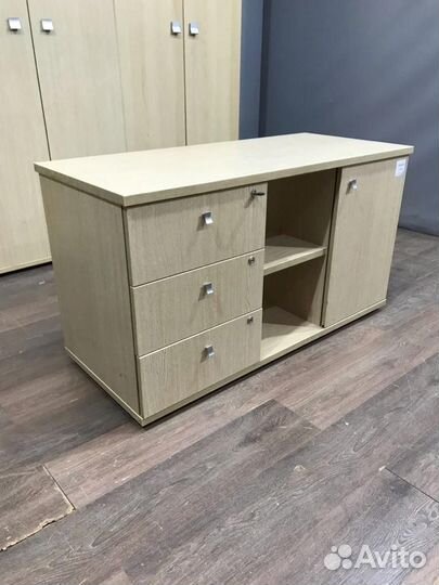 Тумба греденция