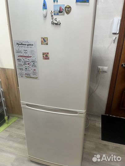 Холодильник бу stinol