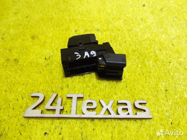 Suzuki Grant Vitara 05-15г. Кнопка стеклоподъемник