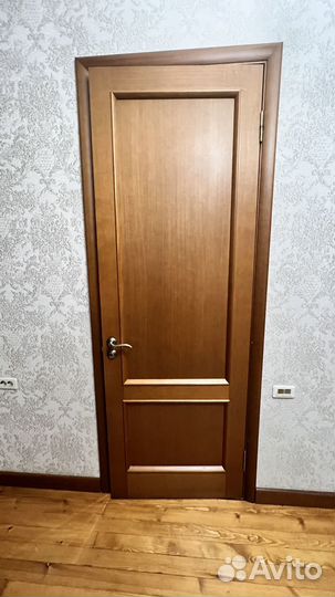 Дверь деревянная бу