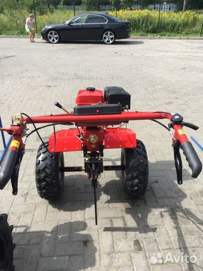 Мотоблок Forza 13 л.с. широкие колеса с фрезами