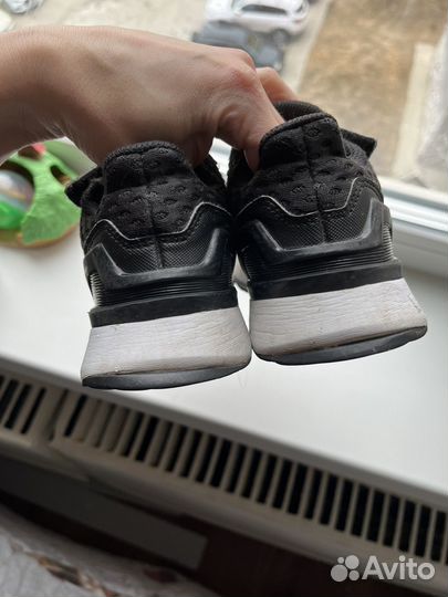 Кроссовки adidas 30-31