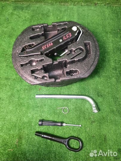 Домкрат Volkswagen Golf 5 BLG 1.4 2009