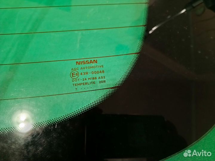 Стекло заднее Nissan Qashqai J10 оригинал