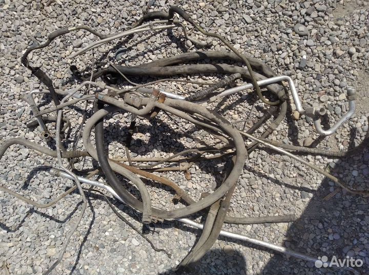 Трубки на Hyundai h100 (crace)