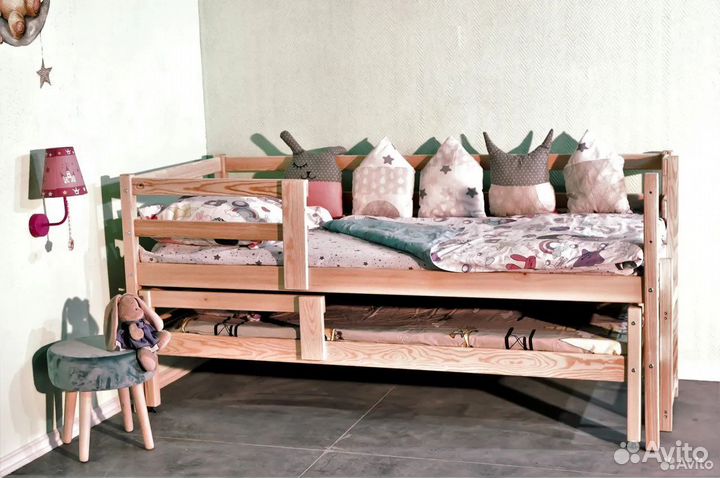 Кровать для двоих детей Софа2, массив сосны