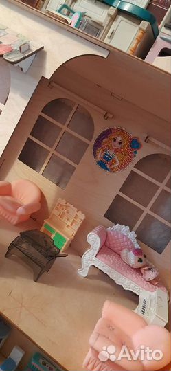 Домик кукольный