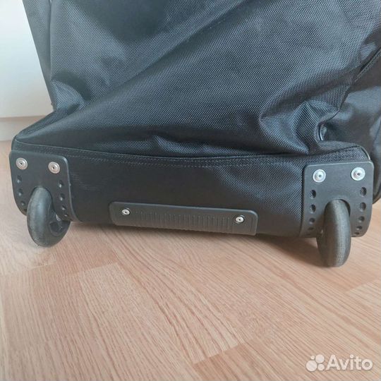 Хоккейный баул на колесах