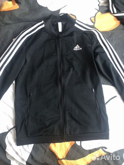 Спортивный костюм adidas женский