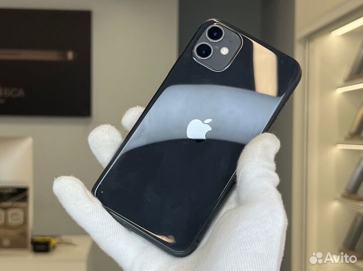 iPhone 11, 128 ГБ