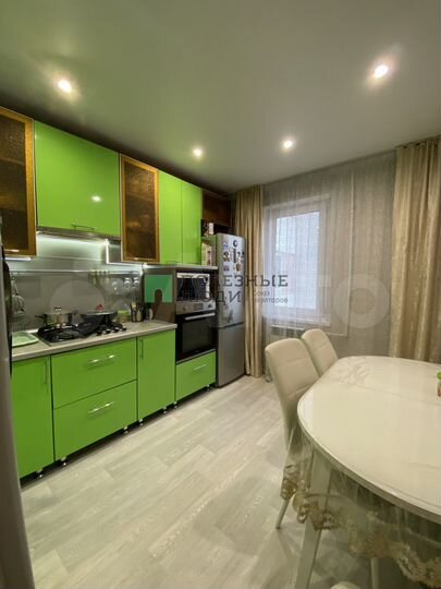 4-к. квартира, 72 м², 2/5 эт.