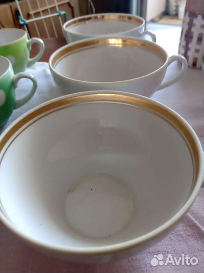 Чайные чашки и бокальчики