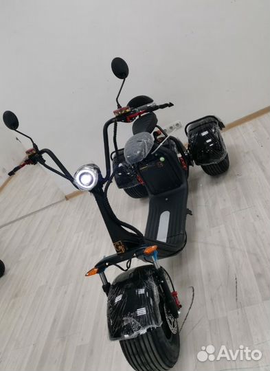 Трехколесный электроскутер Citycoco VAG