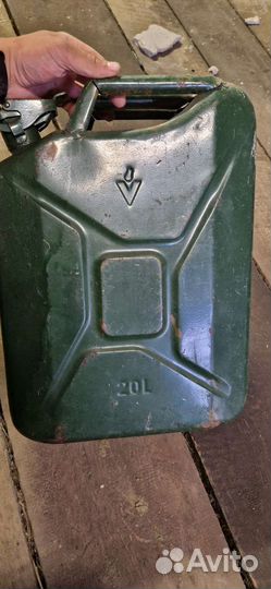 Канистра металлическая 20 л