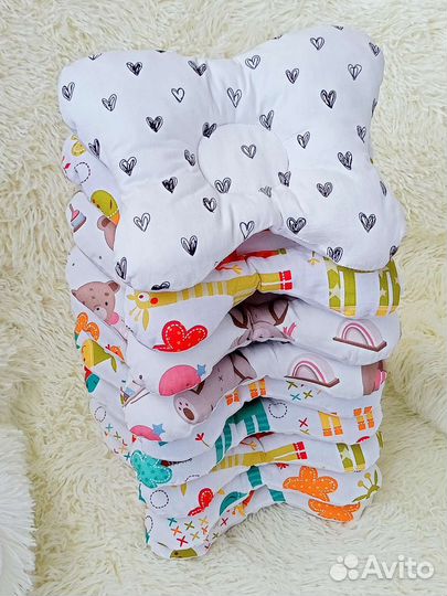 Анатомическая подушка для новорожденных