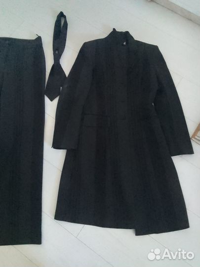 Брючный костюм женский 44 46