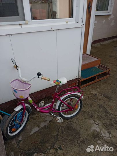 Детский велосипед с ручкой