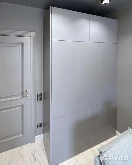 Шкаф распашной на заказ