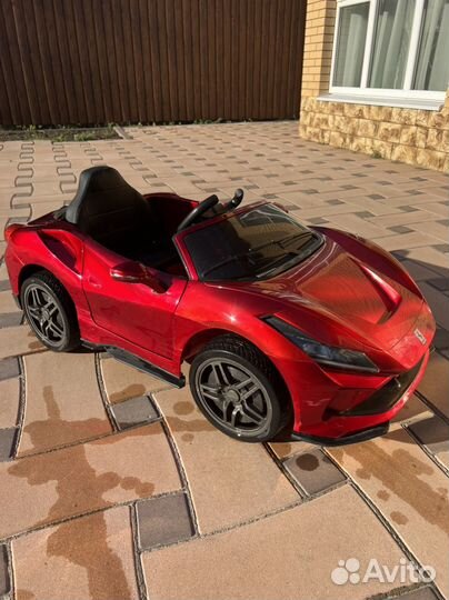 Детский электромобиль