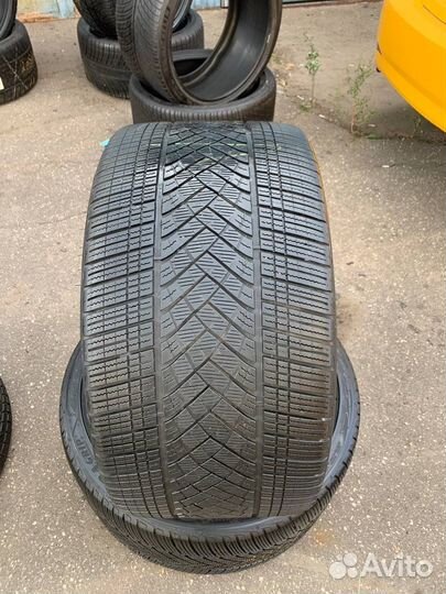 Goodyear UltraGrip Performance 305/30 R21 104V