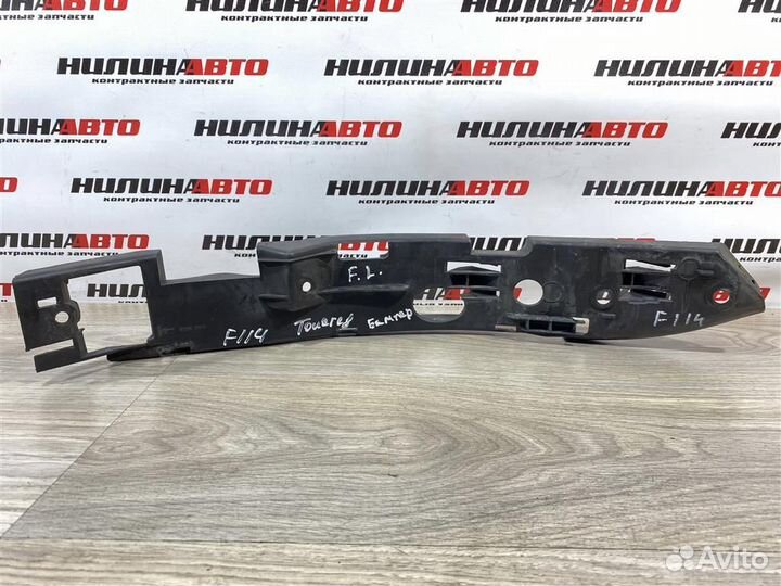 Кронштейн переднего бампера левый VW Туарег