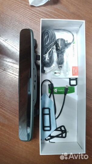 Видеорегистратор зеркало Navitel mr150nv