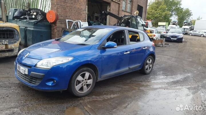 Антенна безключевого доступа Renault Megane 3