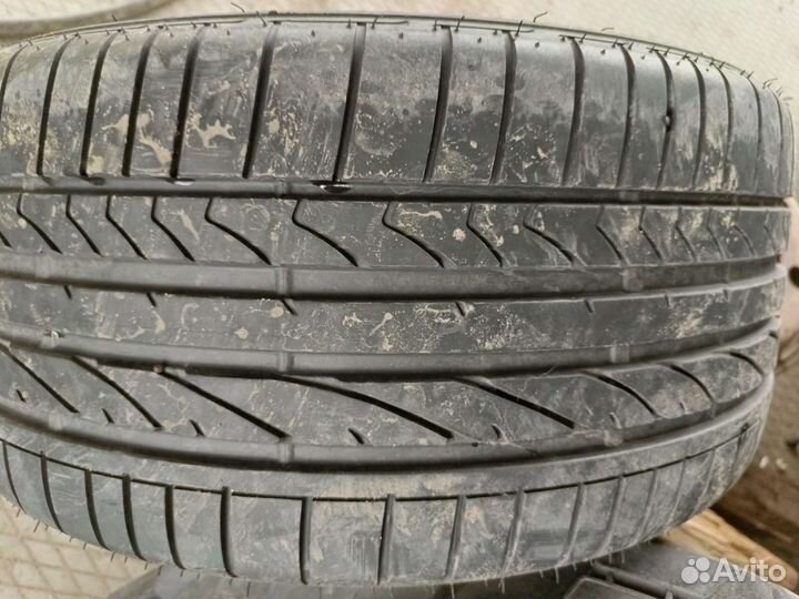 Bridgestone Potenza RE 050A l 235/45 R17 и 255/40 R17 96W